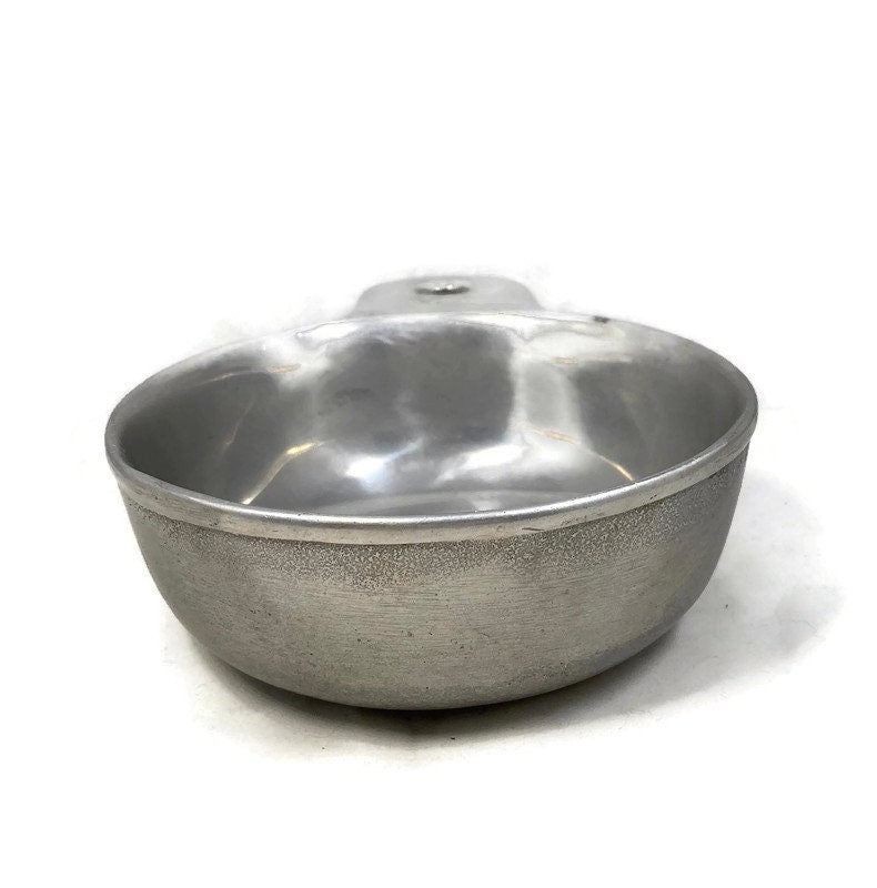 Vintage Wilton RWP Pewter Boston Baby Dish at Duckwells