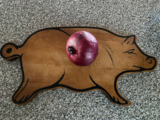 Vintage Wood Pig Cutting Board at Duckwells