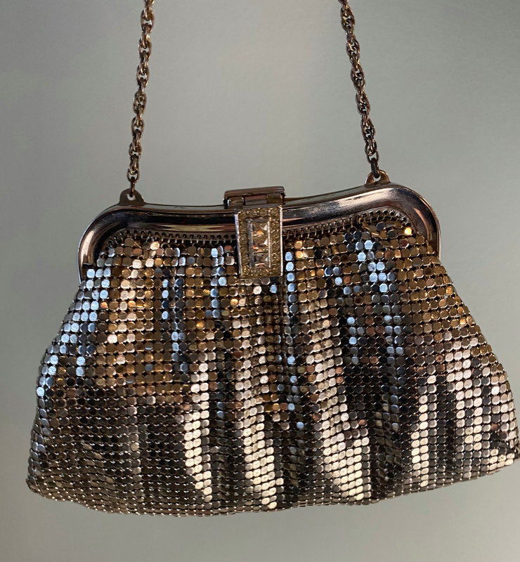 Whiting and Davis Silver Metal Mesh Coin Purse at Duckwells