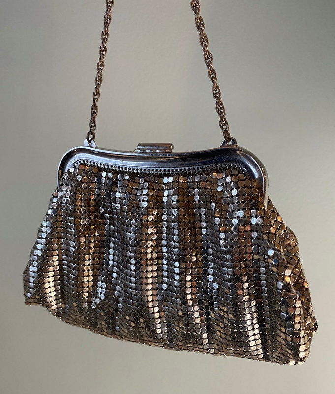 Whiting and Davis Silver Metal Mesh Coin Purse at Duckwells