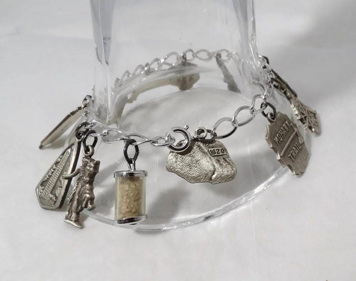 Vintage Massachusetts Charm Bracelet - Sterling Silver 12 Charms, Mid Century Souvenir, Heraldics - Duckwells