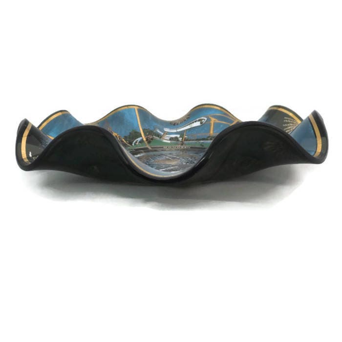 Vintage 1964 New York World's Fair Souvenir at Duckwells