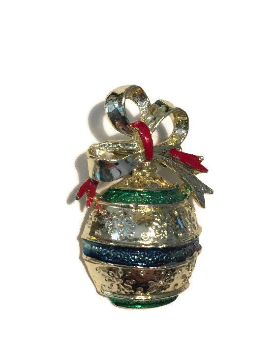 Vintage Gerry's Holiday Ornament Pin at Duckwells