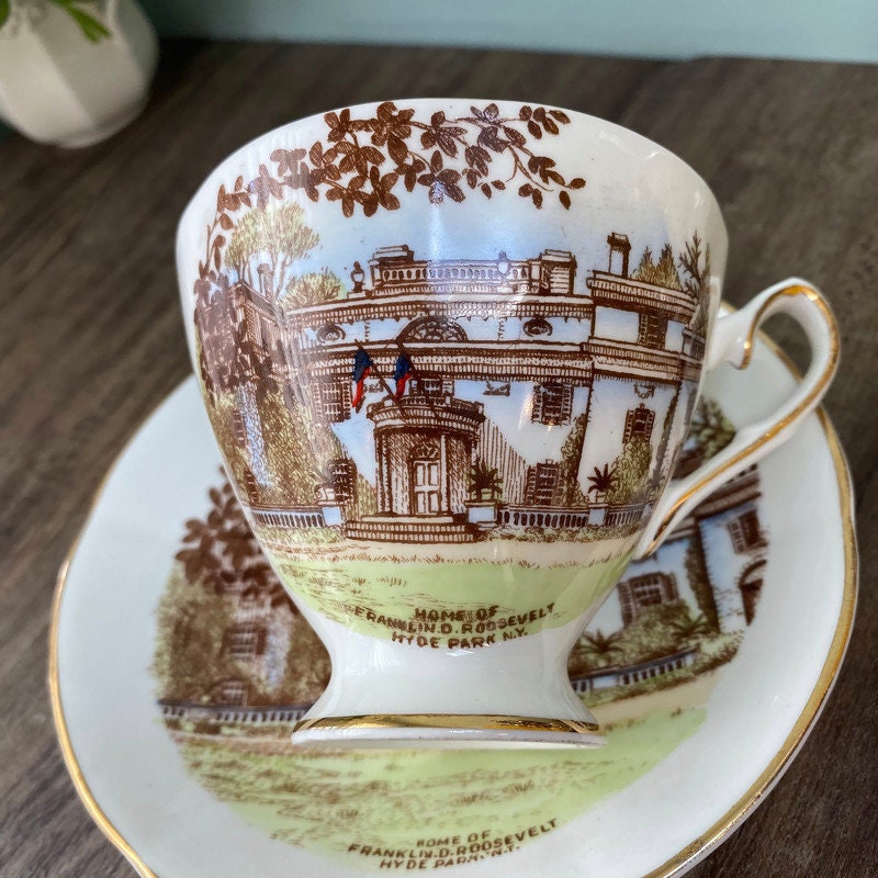 Vintage Hyde Park, New York Teacup and Saucer Souvenir from the Home of Franklin D. Roosevelt - Duckwells