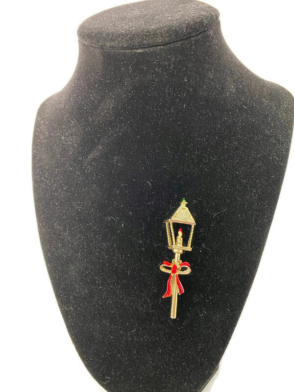 Vintage Gerry's Christmas Lantern Holiday Brooch at Duckwells