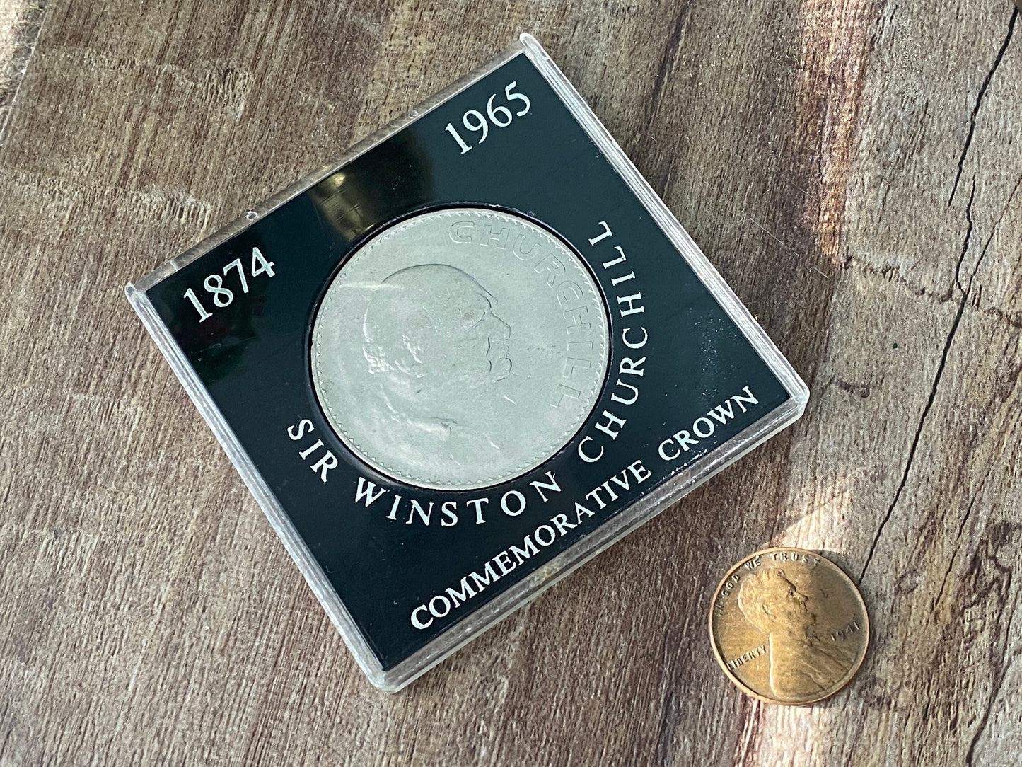 Vintage Winston Churchill Commemorative Crown, 1874-1965