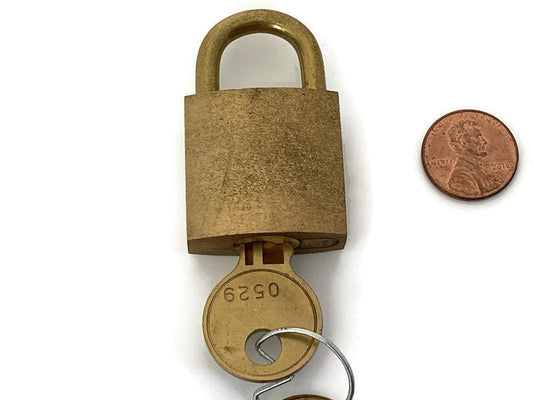 Vintage US American Padlock with 2 keys, Junking Bros. Lock at Duckwells