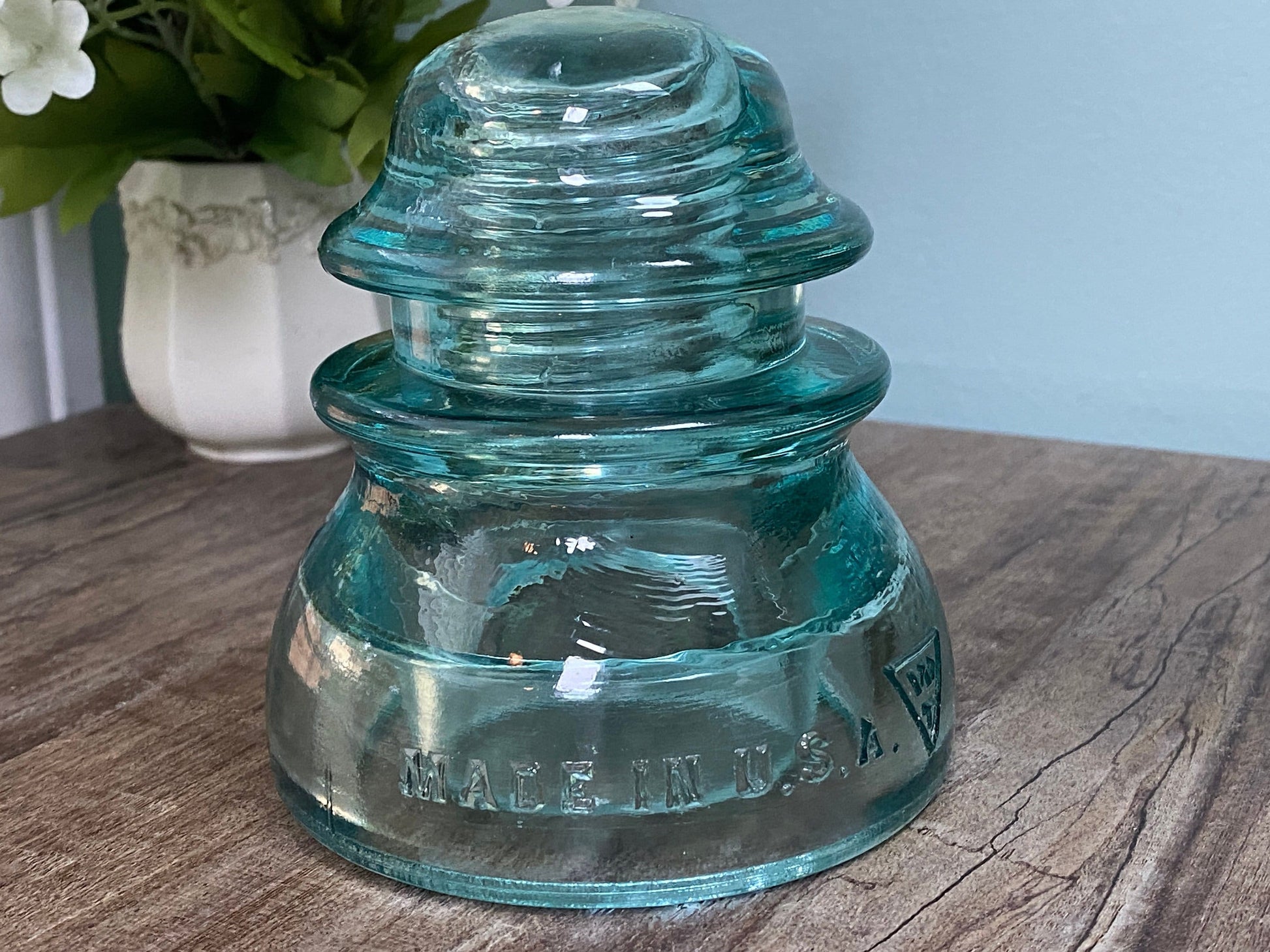 Antique Whitall Tatum Co., No 1 Glass Insulator at Duckwells