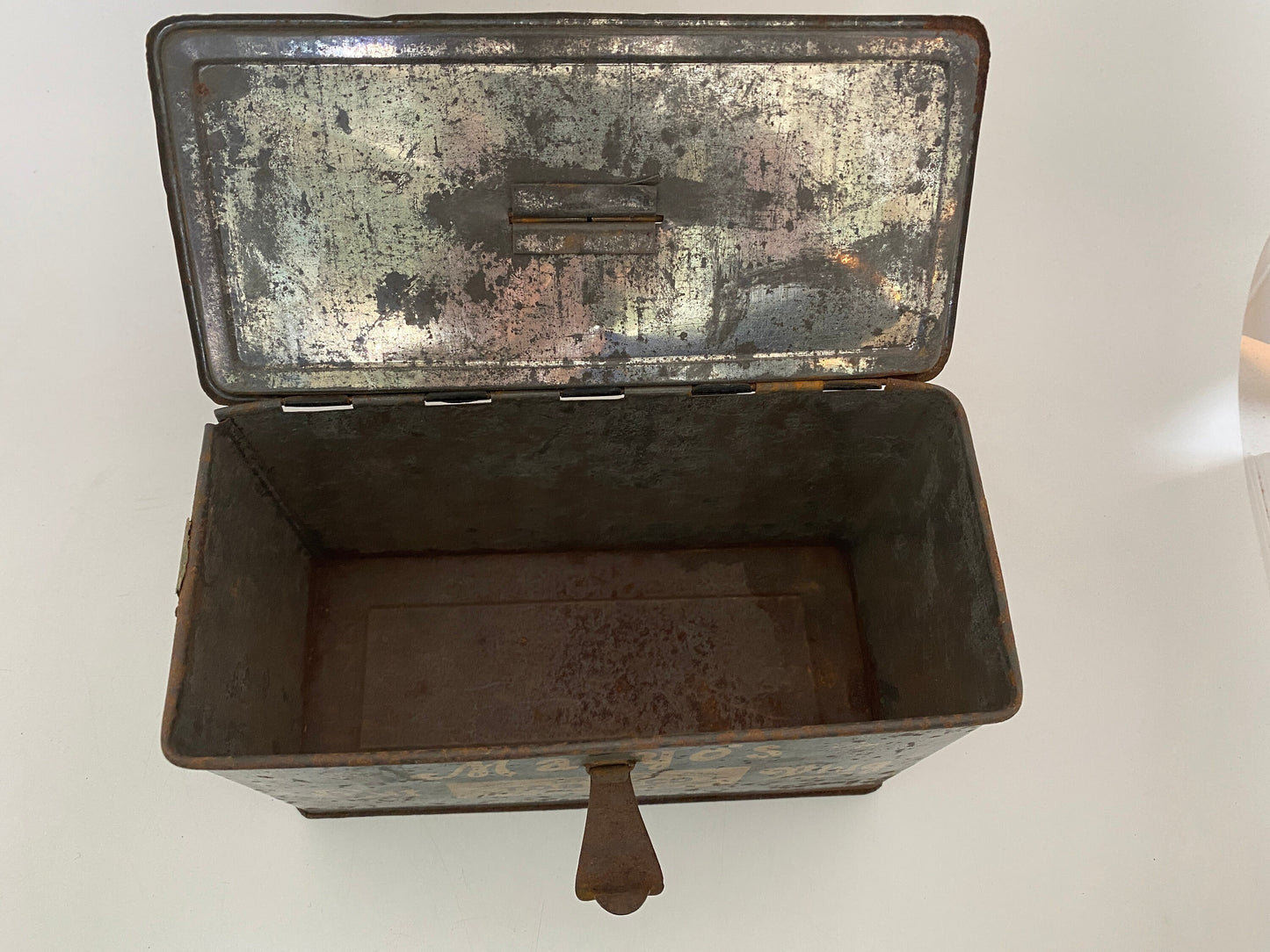 Antique Tobacco Tin, Mayo's Cut Plug Metal Lunch Box Tin