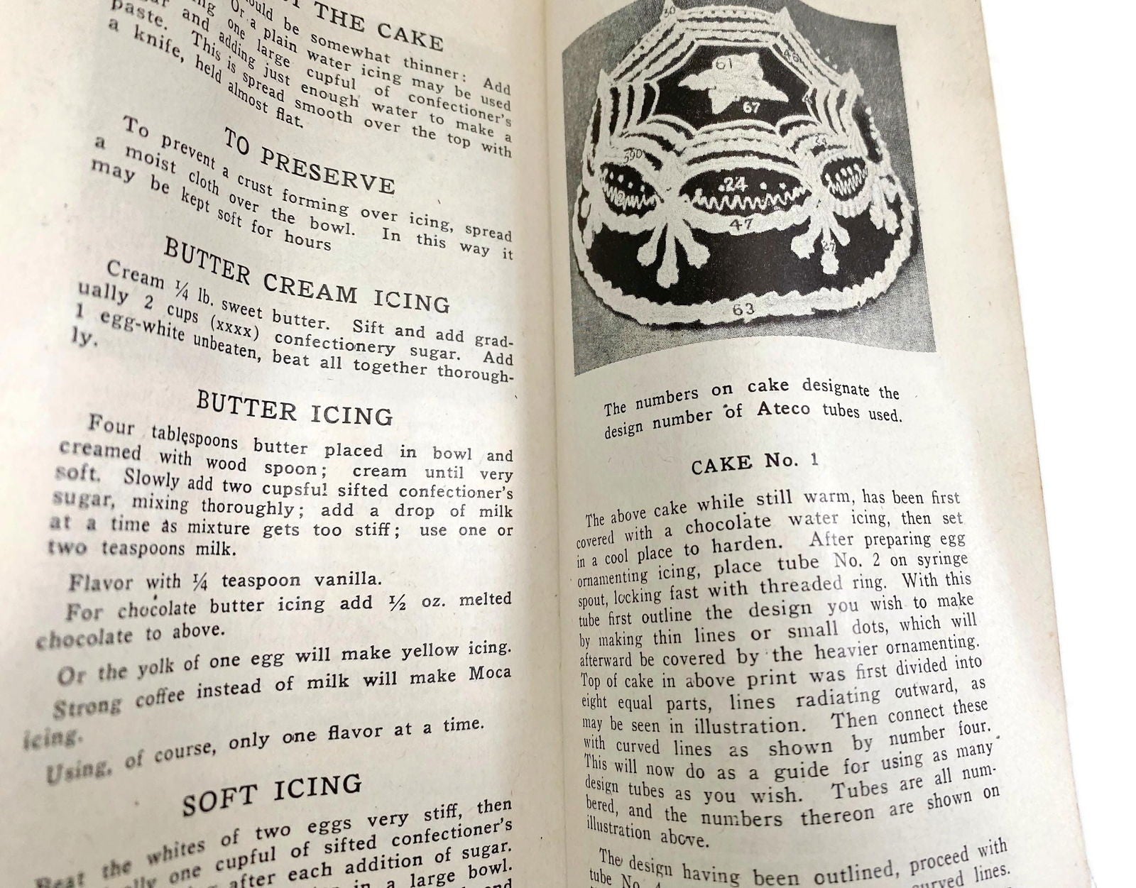 Antique Cake Decorating Kit by Ateco - Duckwells