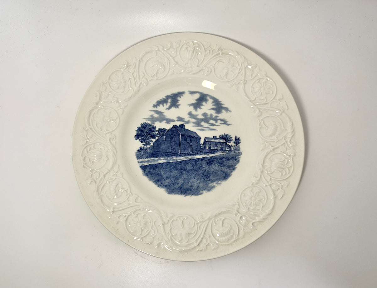 Vintage  Wedgwood Quincy Massachusetts Souvenir Plate, Presidents' Birthplaces