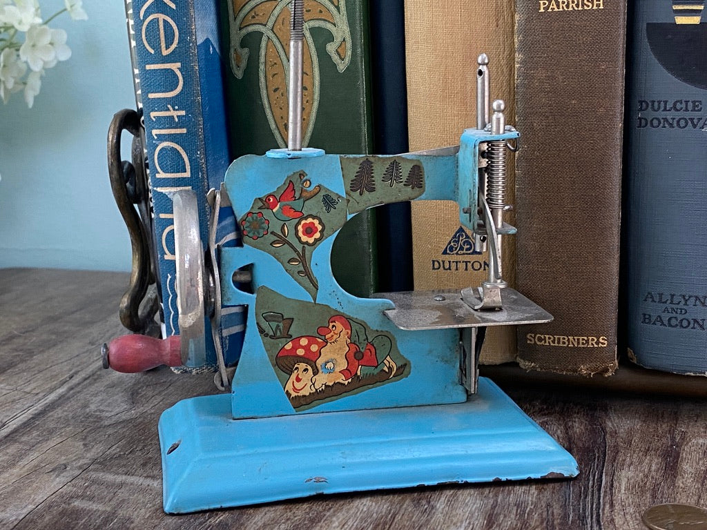 Vintage Mini Sewing Machine by Estrela, Brazilian Display Toy at Duckwells
