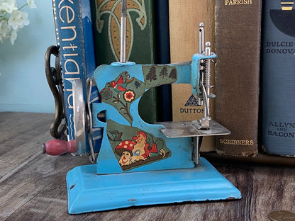 Vintage Mini Sewing Machine by Estrela, Brazilian Display Toy at Duckwells