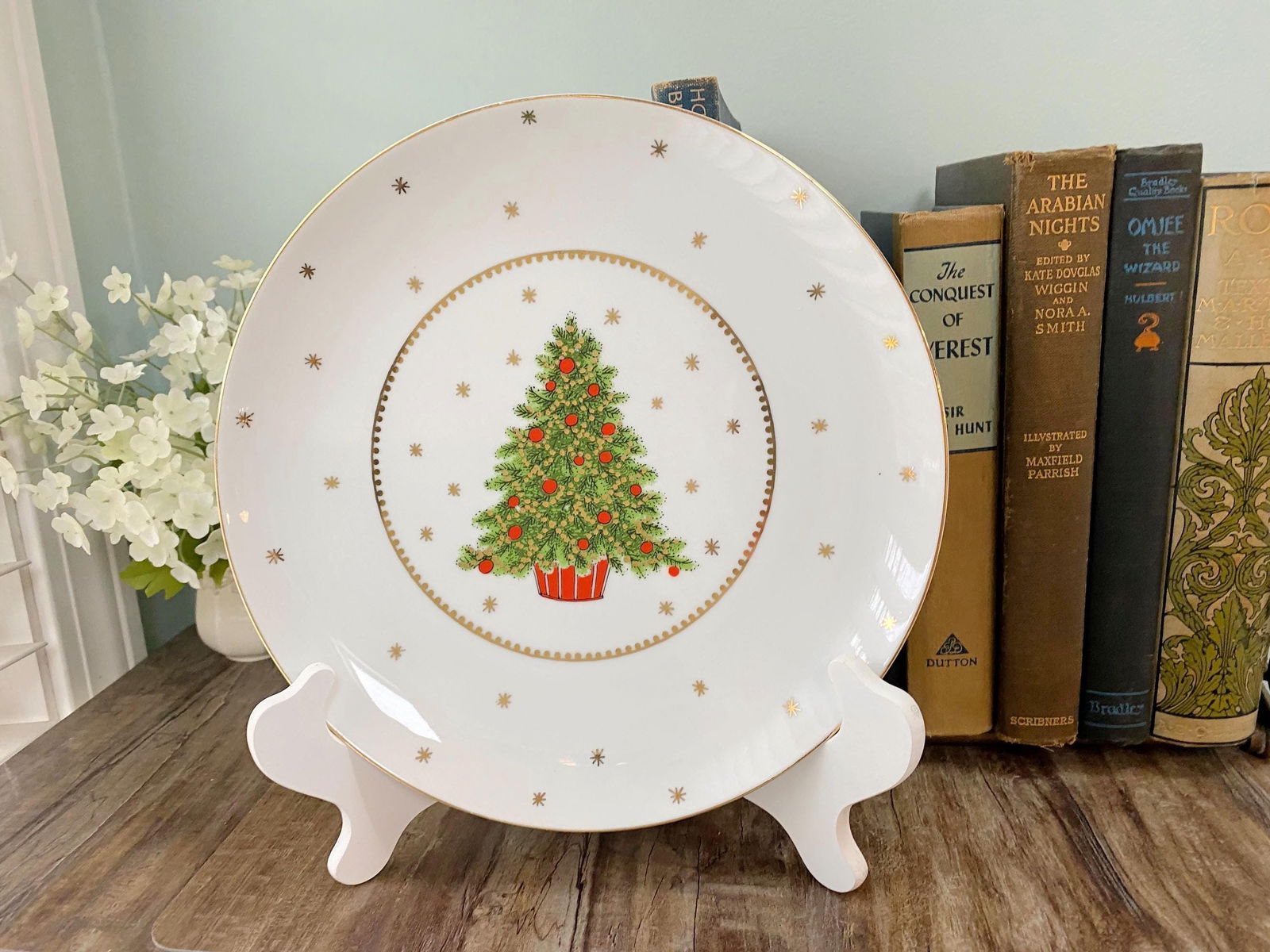 Midcentury Christmas Plate - Duckwells