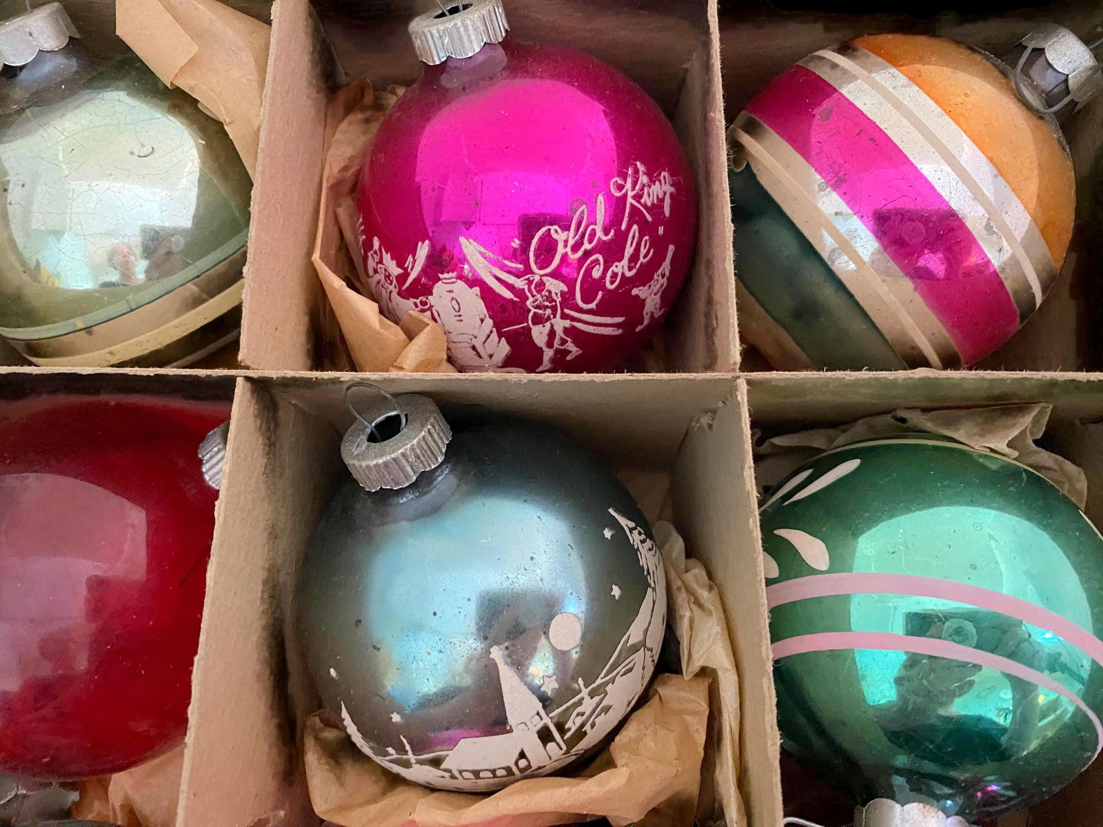Midcentury Glass Christmas Tree Ornaments in a Shiny Brite Box - Duckwells