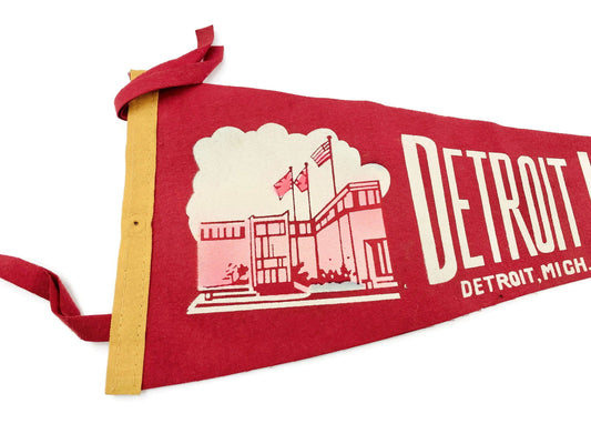 Vintage Detroit Historical Museum Pennant - Duckwells