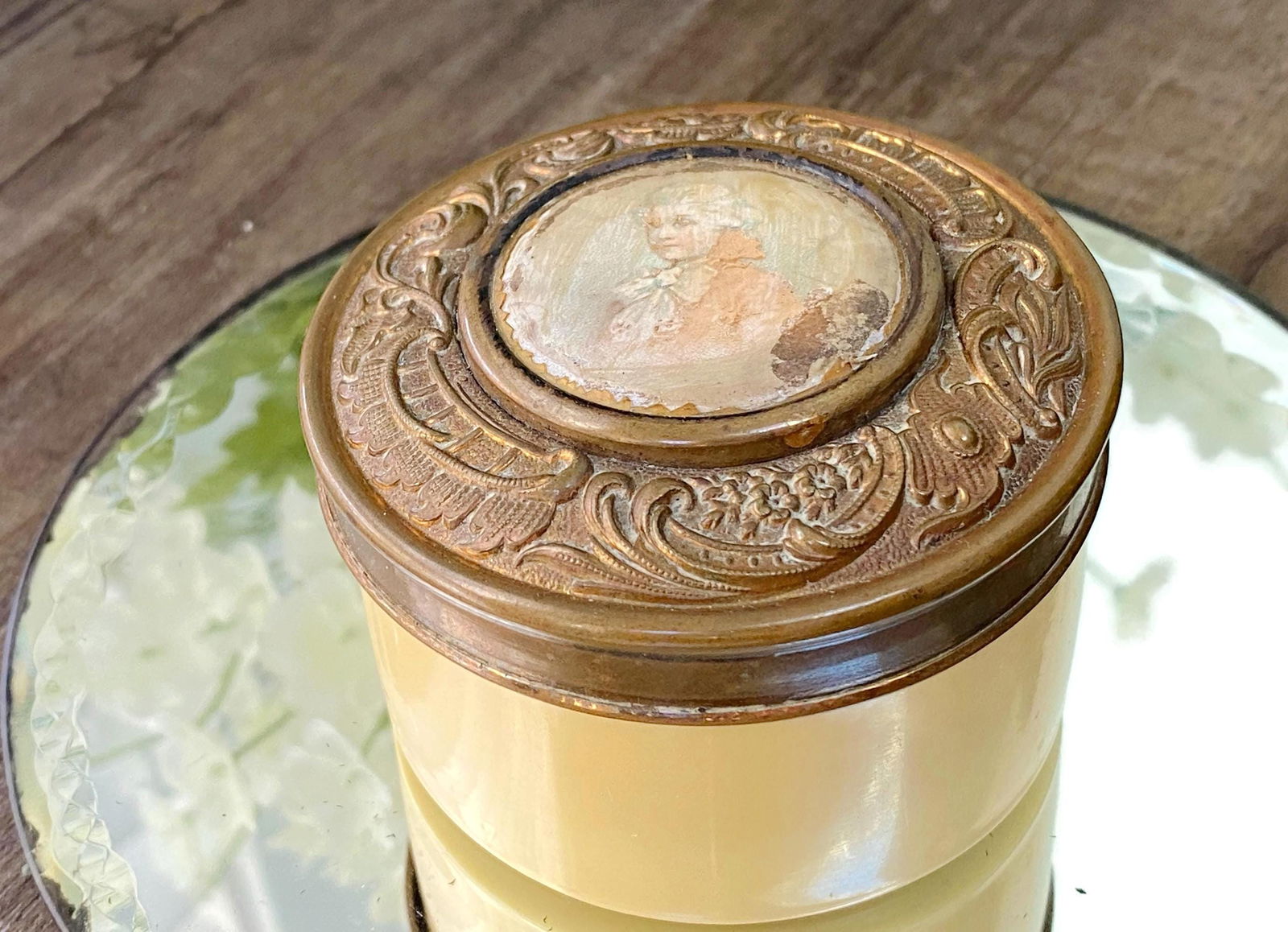 Vintage Dresser Jar Celluloid with Portrait Lid - Duckwells