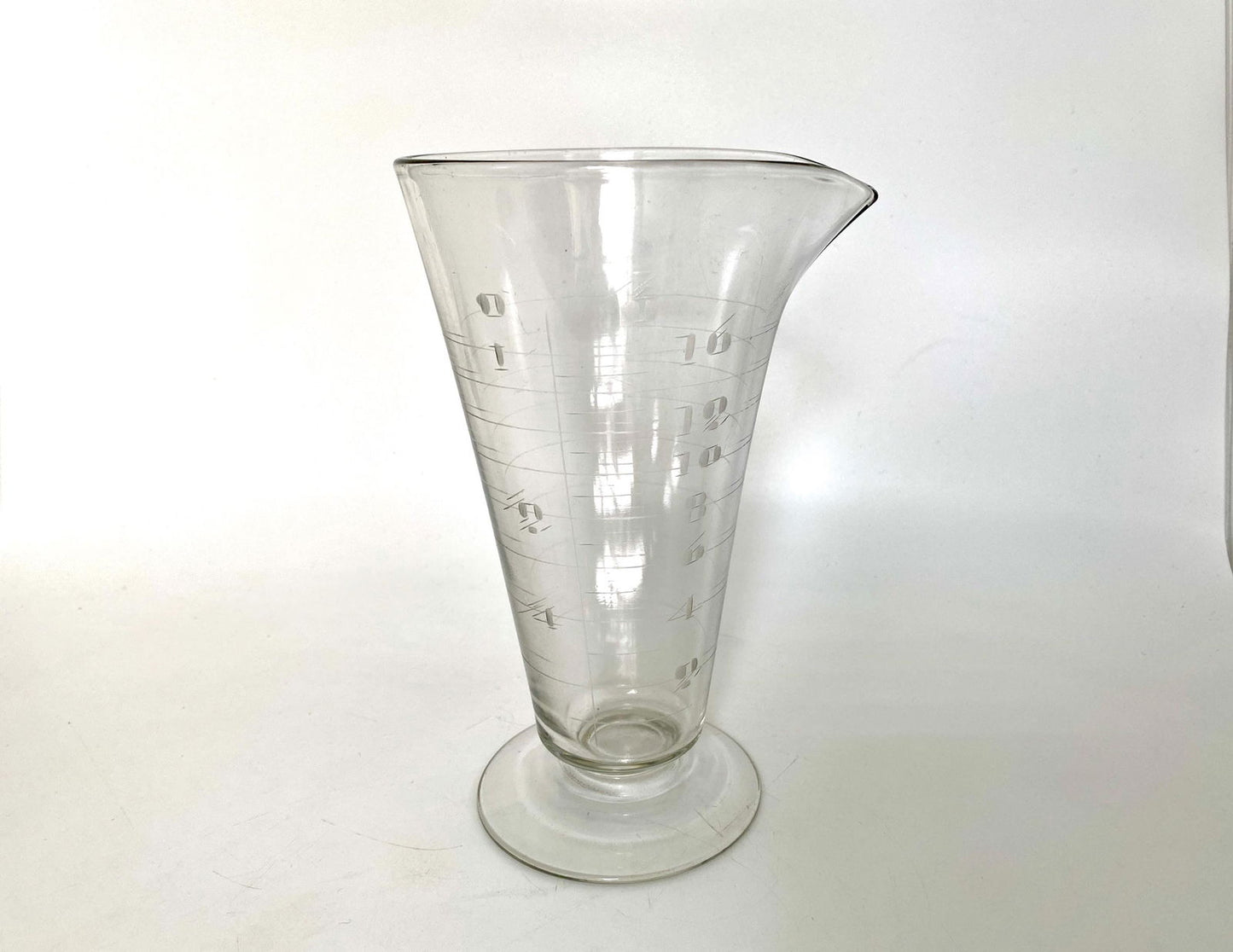 Vintage Glass Beaker Wheel Etched Apothecary Dispenser - Duckwells