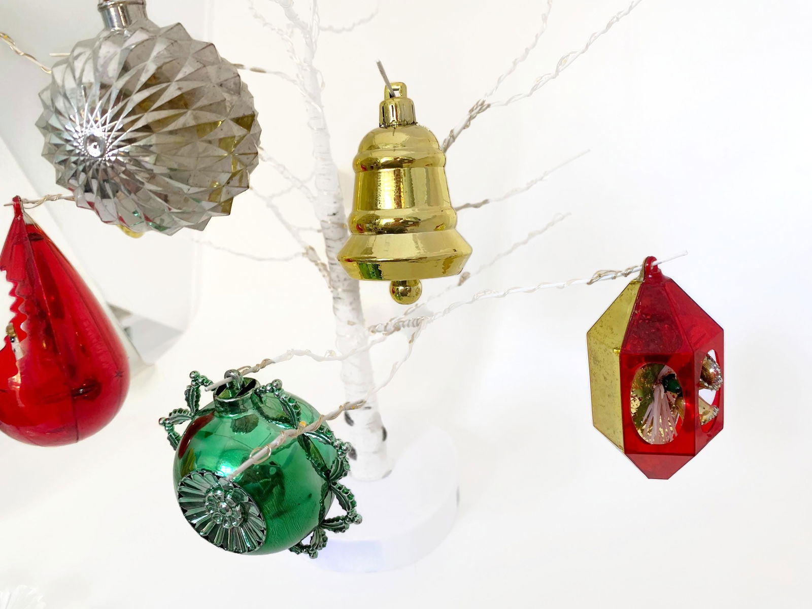 Vintage Plastic Christmas Ornaments Including Dioramas - Duckwells