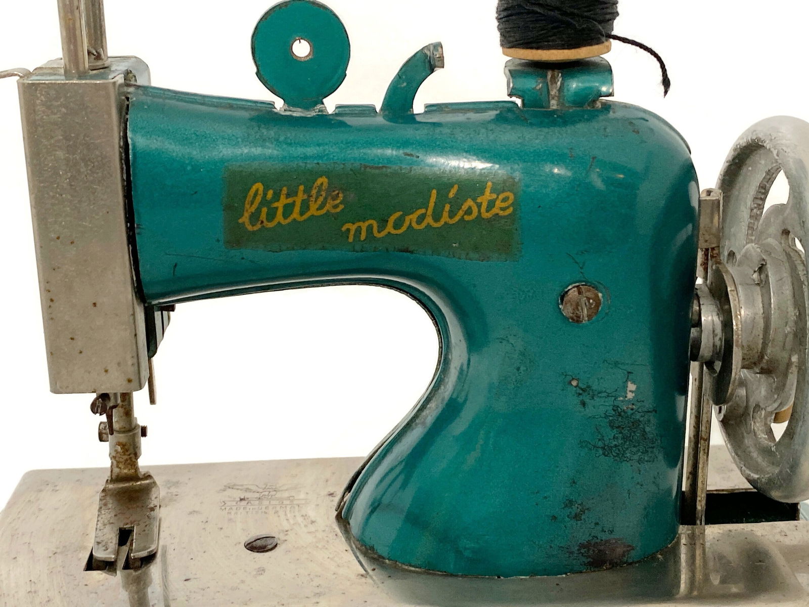 Vintage Toy Sewing Machine Green Casige Model Little Modiste Made in Germany British Zone - Duckwells