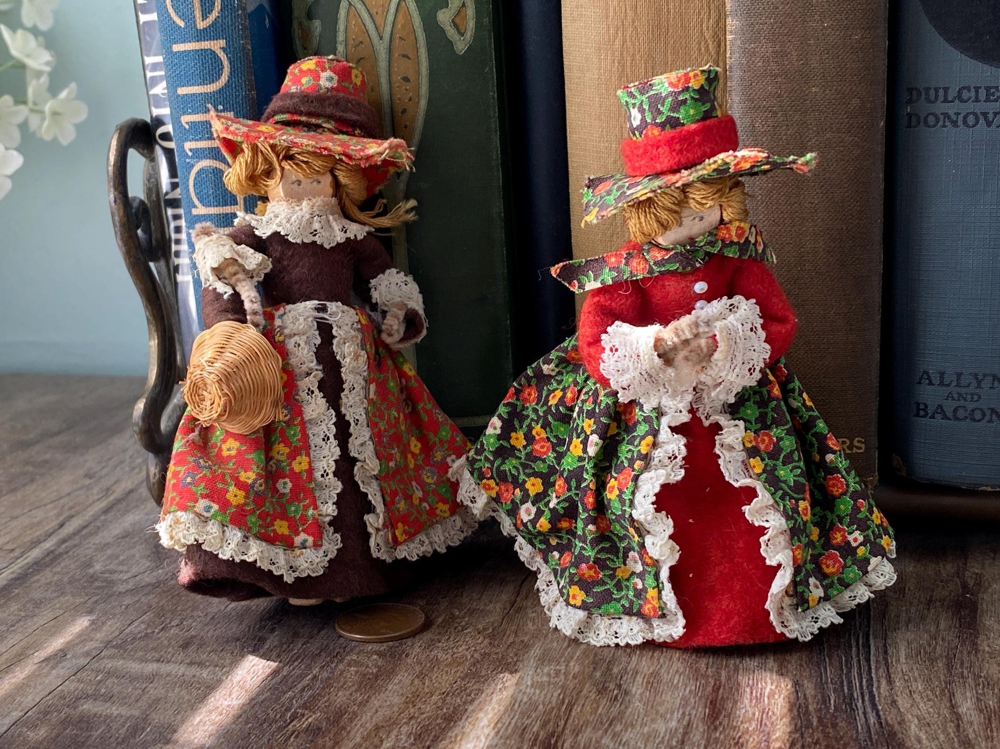 Vintage Clothespin Dolls Collectible Figurines at Duckwells