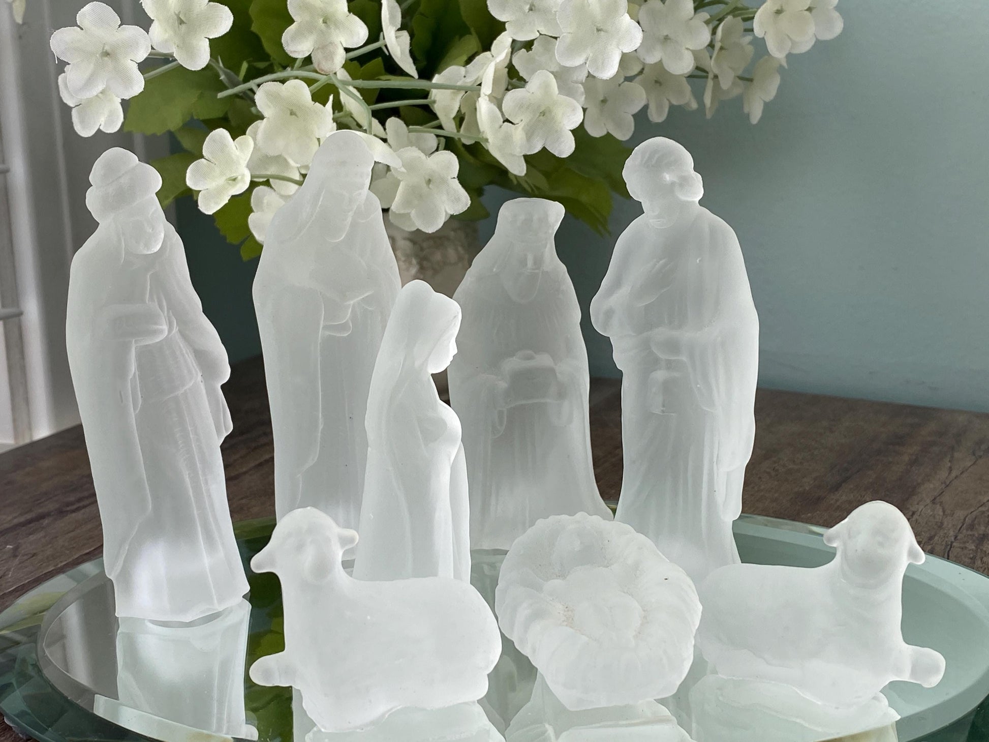 Vintage Frosted Glass Nativity Set at Duckwells