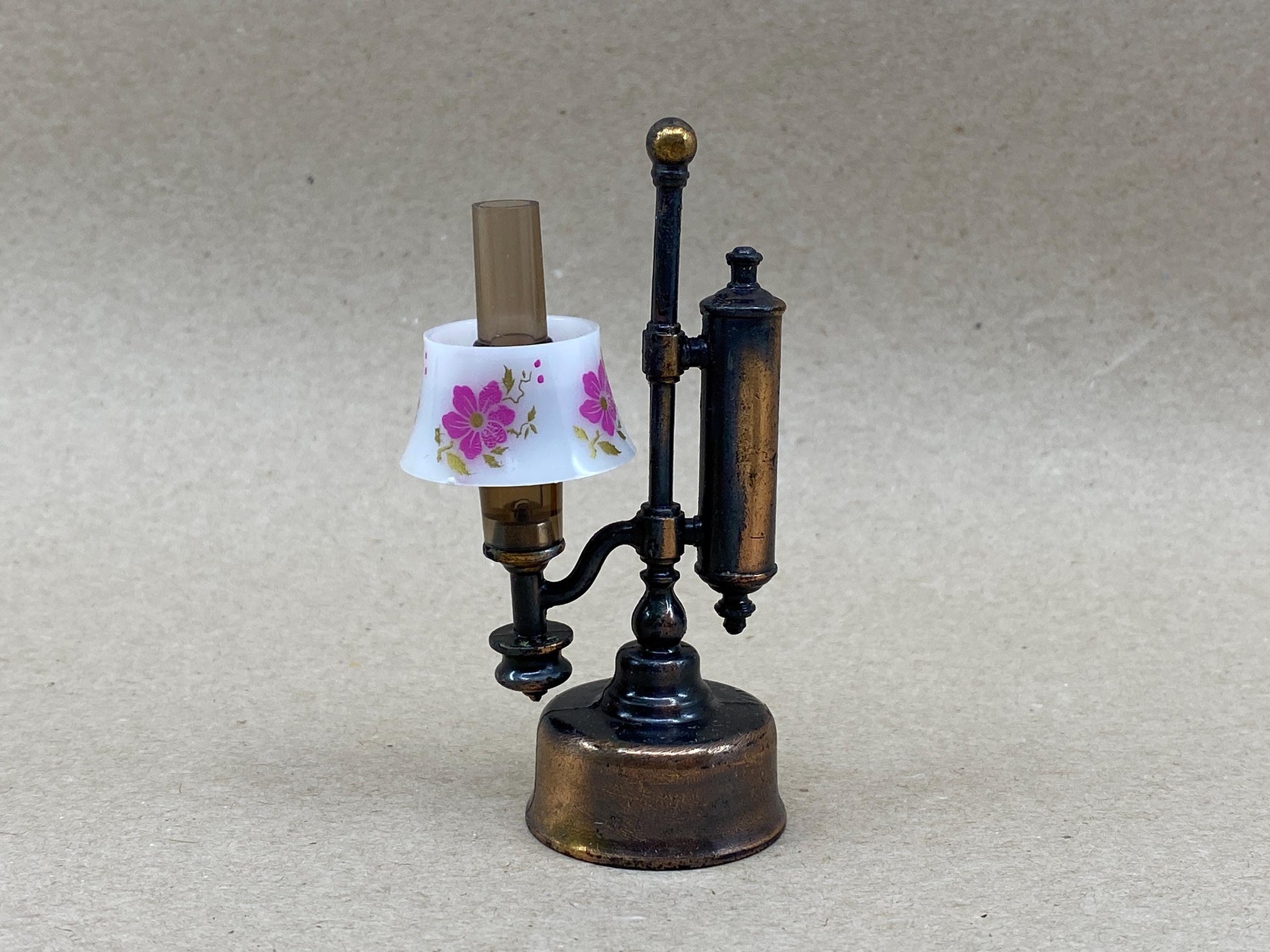 Vintage Diecast Lamp Playme Pencil Sharpener at Duckwells