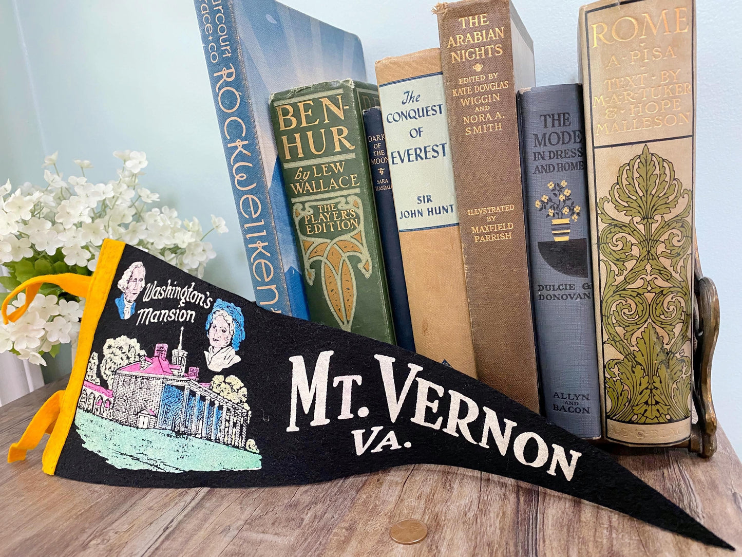 Vintage Mount Vernon Pennant - Midcentury Virginia Felt Travel Souvenir at Duckwells