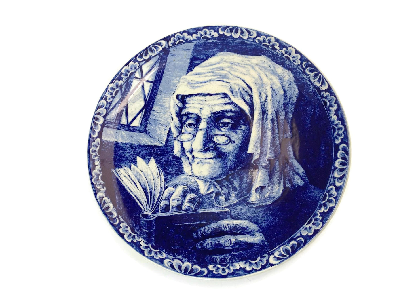 Vintage Delfts Old Fisherman's Wife Charger Plate