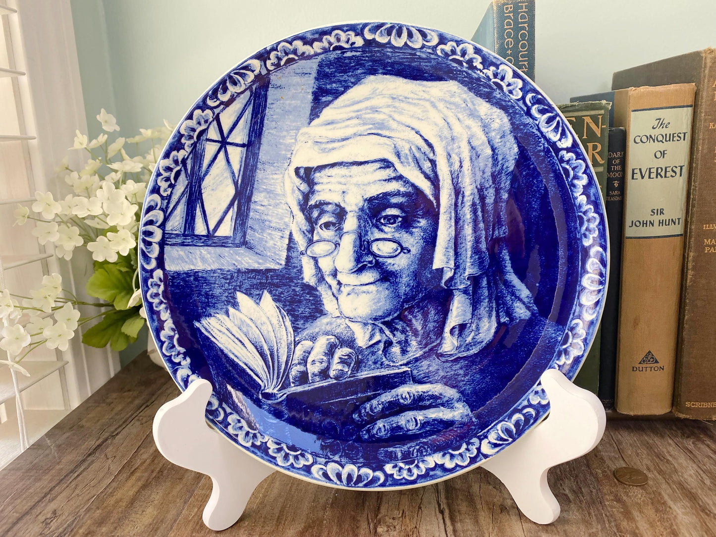 Vintage Delfts Old Fisherman's Wife Charger Plate