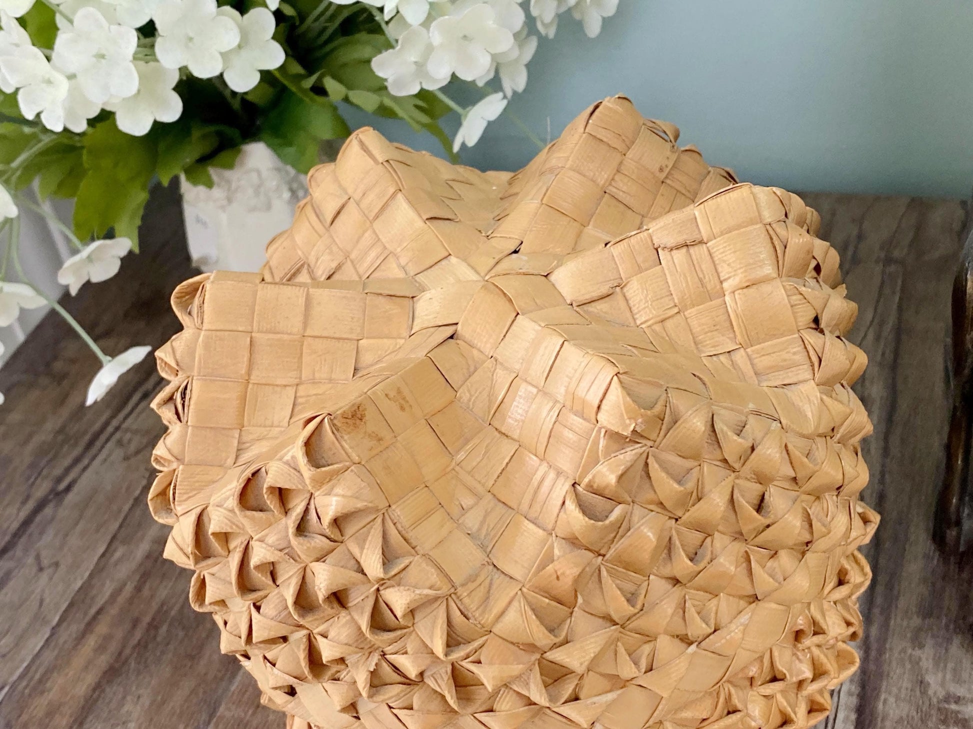 Vintage Hawaiian Basket, Lauhala Six Point Star Design at Duckwells