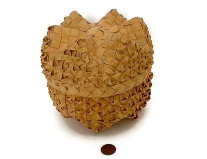 Vintage Hawaiian Basket, Lauhala Six Point Star Design at Duckwells