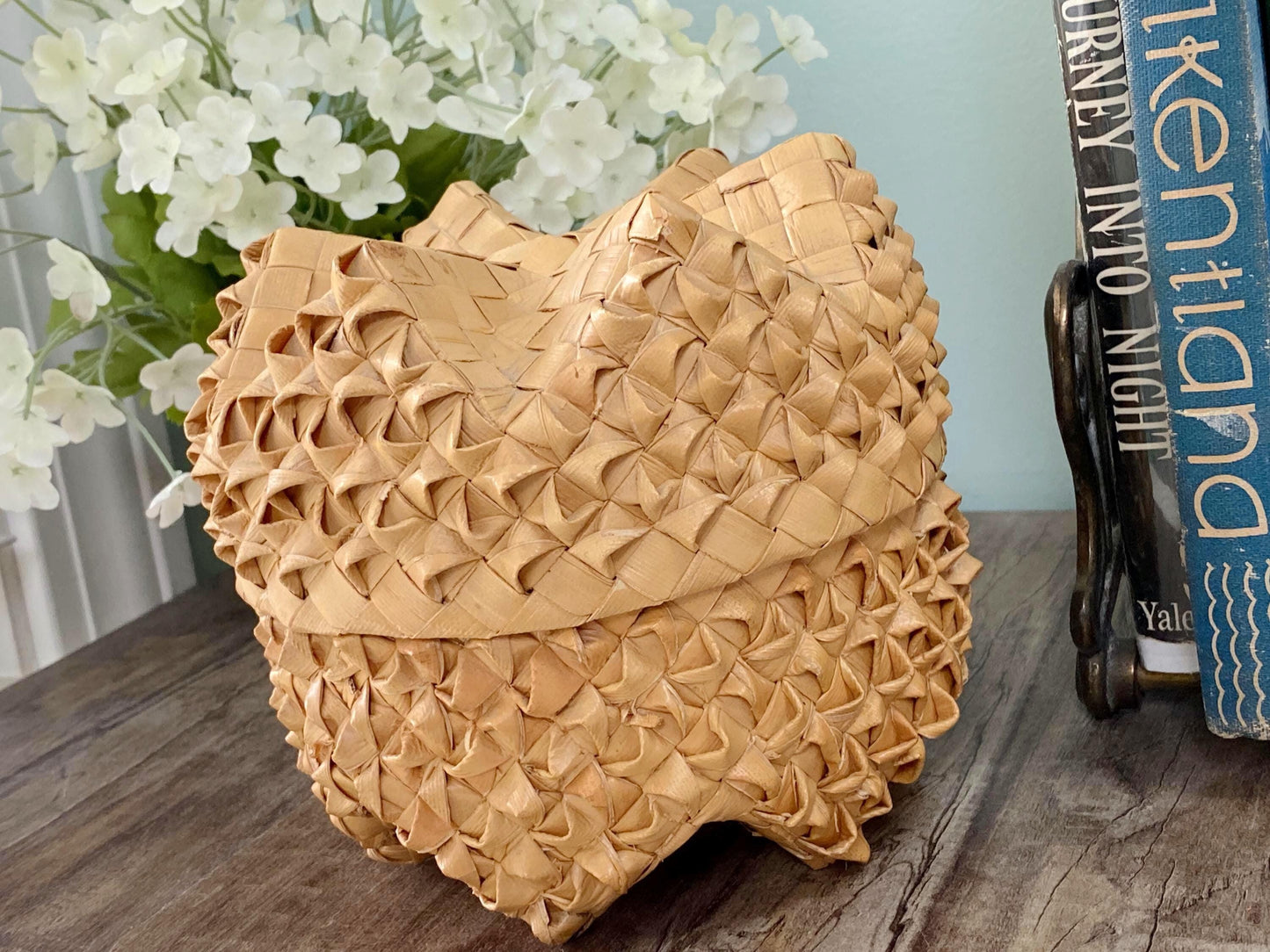 Vintage Hawaiian Basket, Lauhala Six Point Star Design at Duckwells