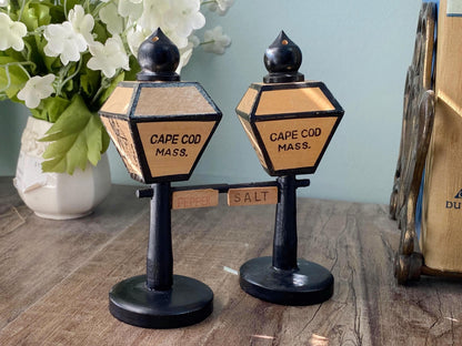 Midcentury Cape Cod Wood Salt and Pepper Shakers at Duckwells