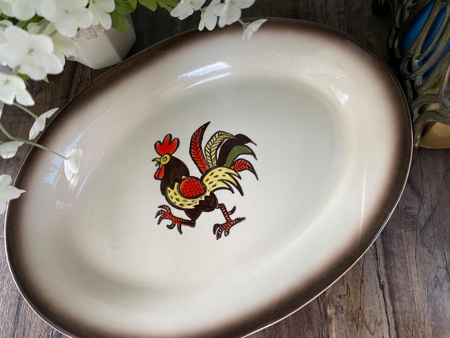Vintage California Pottery Oval Dish by Metlox at Duckwells