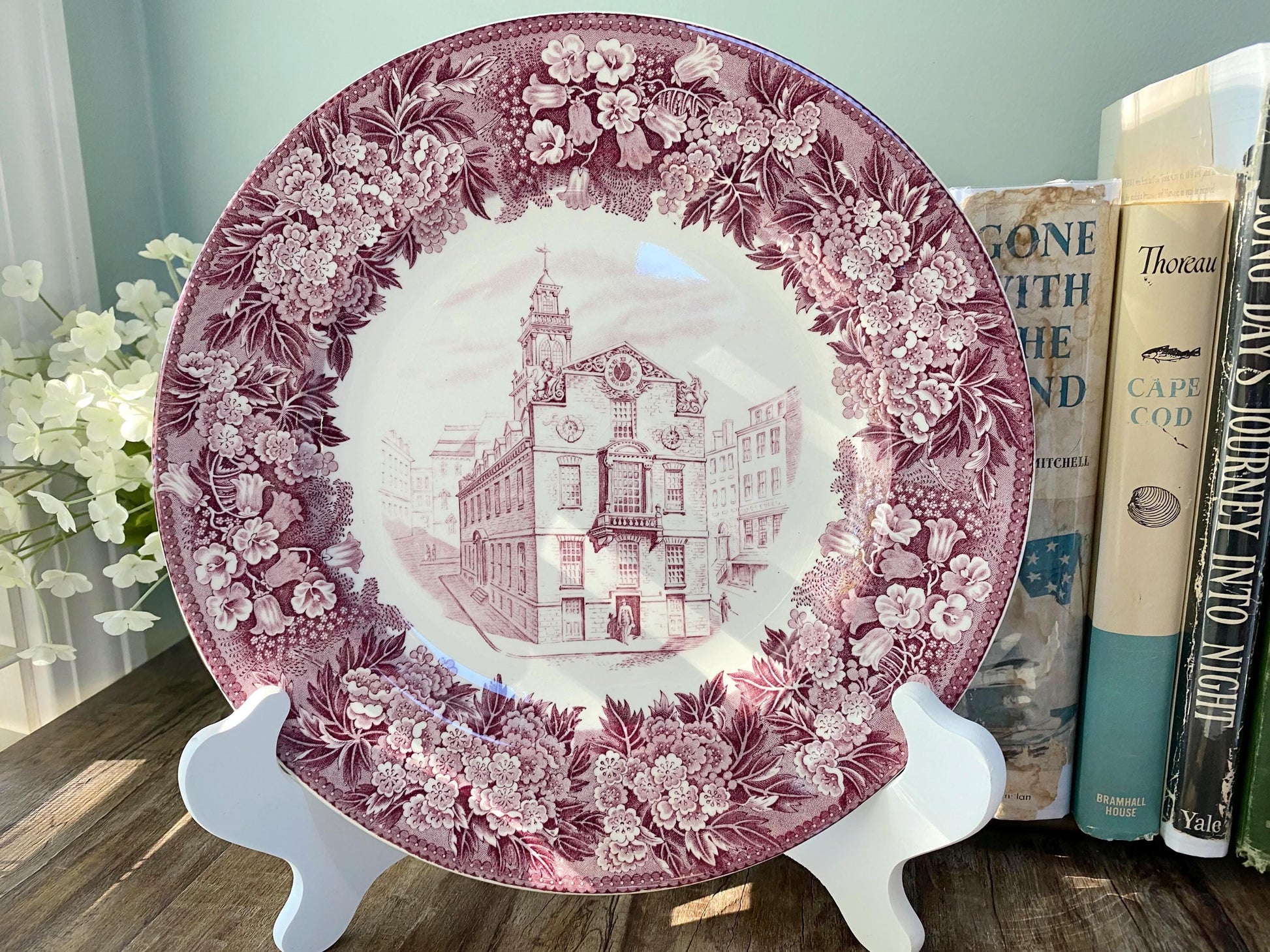 Vintage Old State House, Boston Wedgwood Souvenir Plate at Duckwells