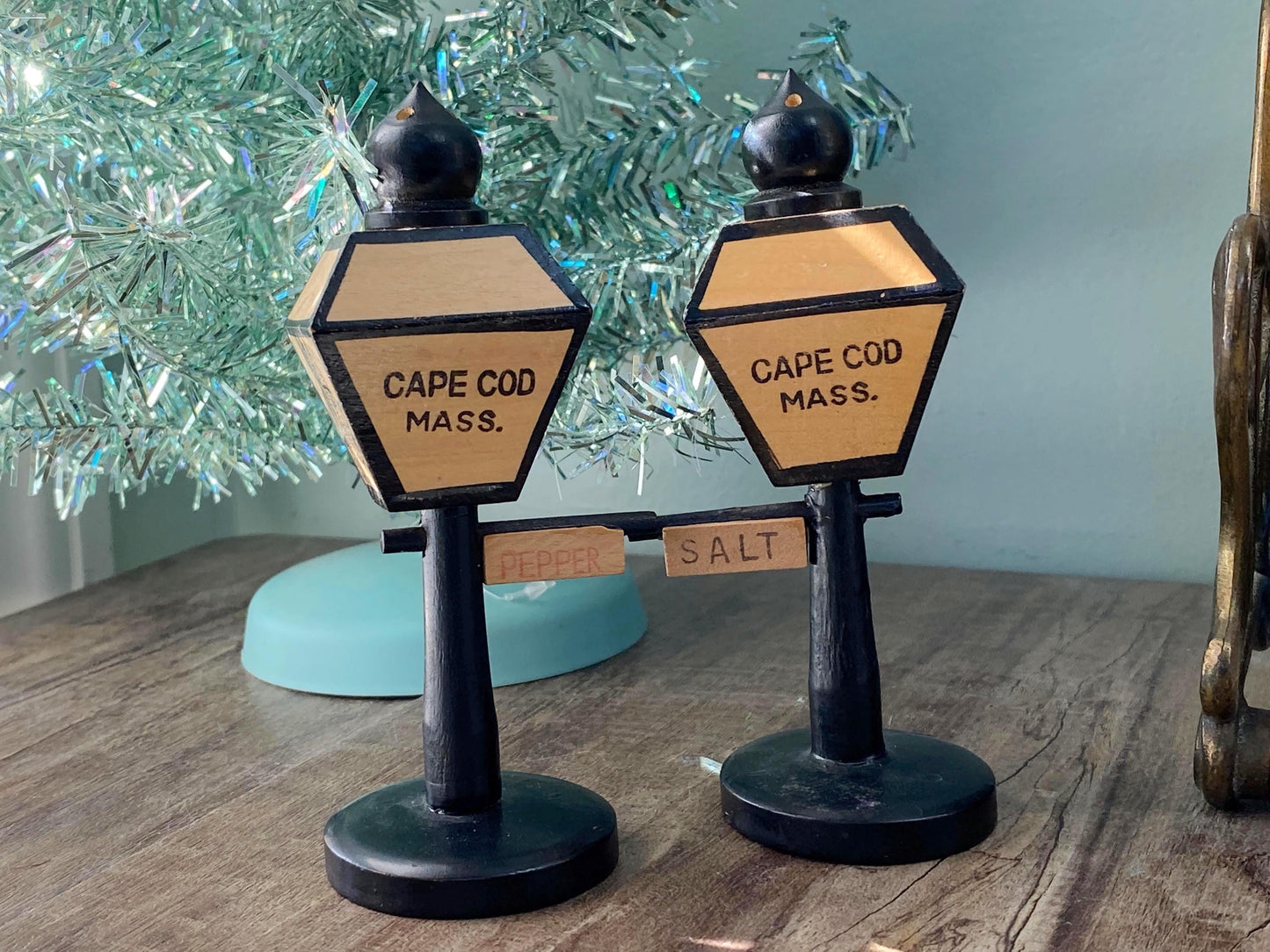 Midcentury Cape Cod Wood Salt and Pepper Shakers at Duckwells