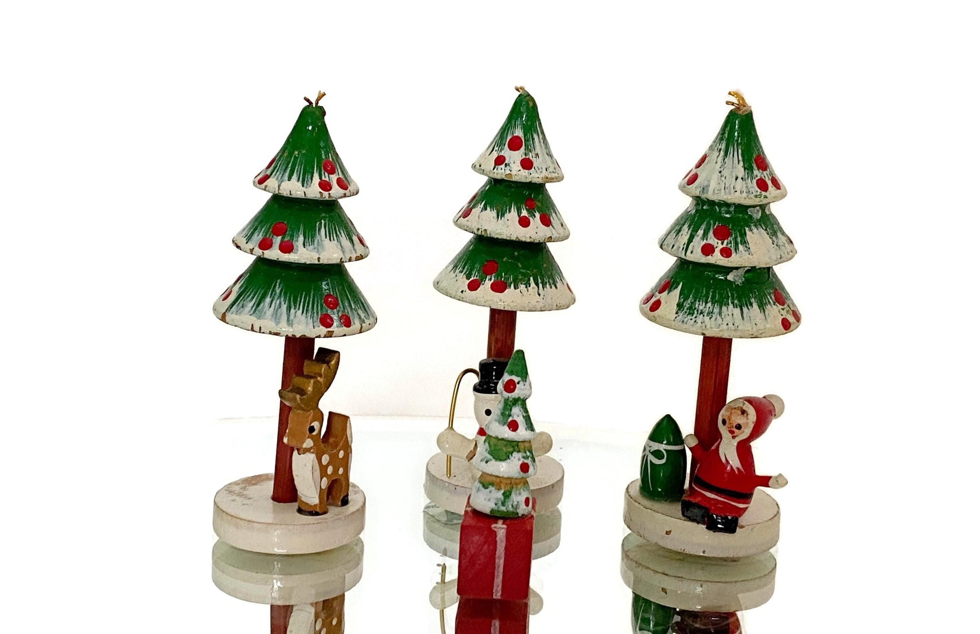 Vintage Wood Christmas Tree Figurines, 1970s Made in Taiwan at Duckwells
