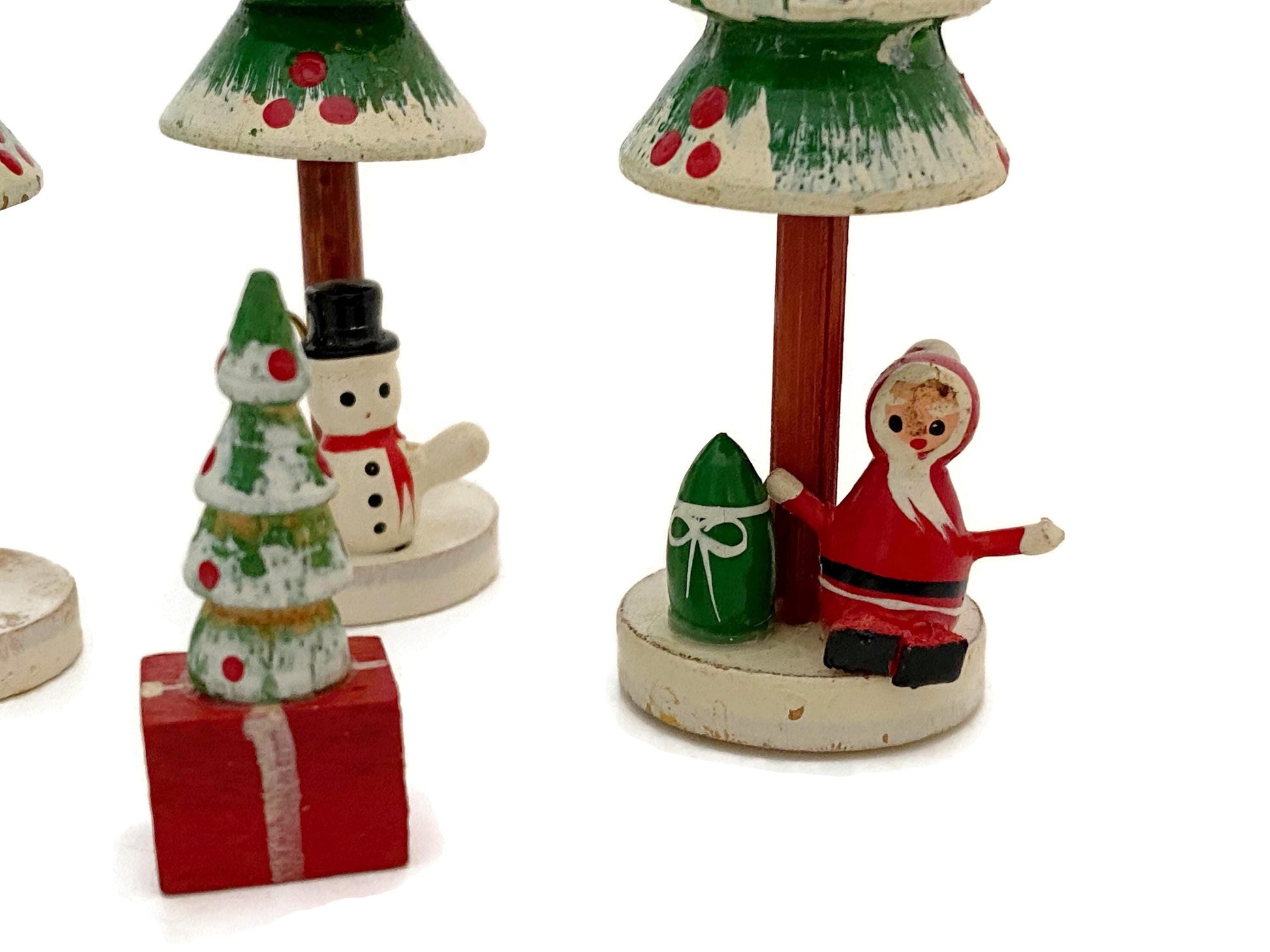 Vintage Wood Christmas Tree Figurines, 1970s Made in Taiwan at Duckwells