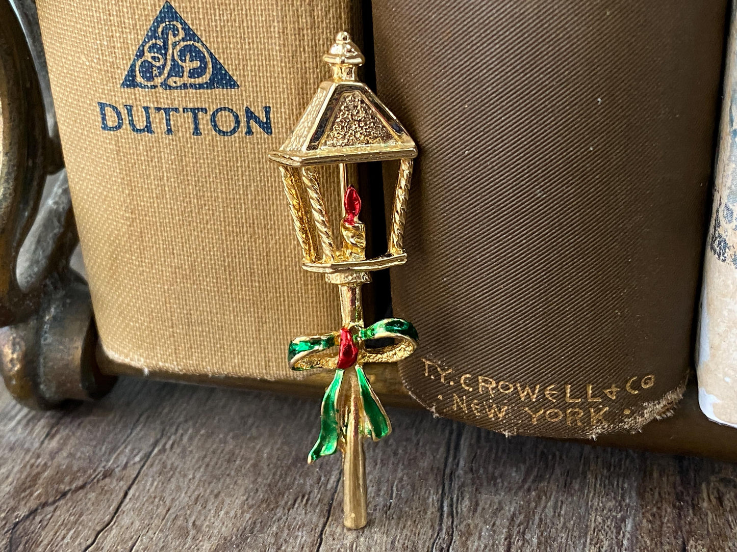 Vintage Christmas Pin Brooch - New View Holiday Lantern at Duckwells