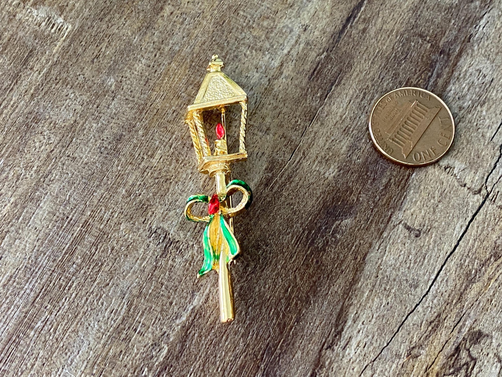 Vintage Christmas Pin Brooch - New View Holiday Lantern at Duckwells