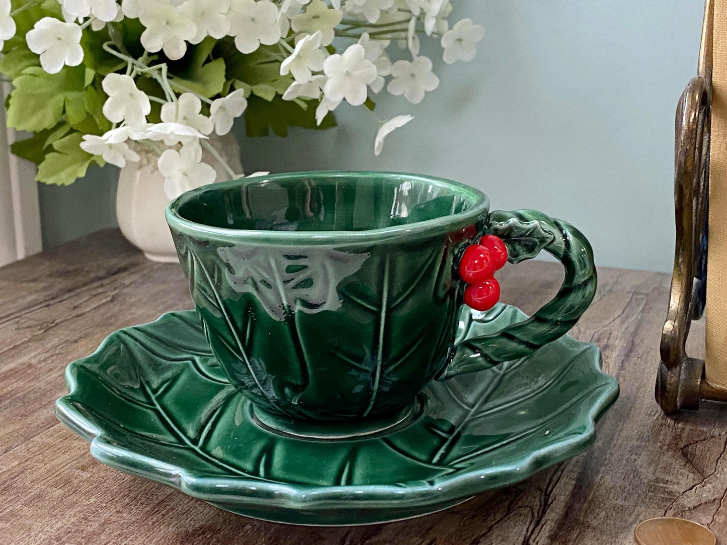 Midcentury Christmas Cup and Saucer Set by Lefton at Duckwells