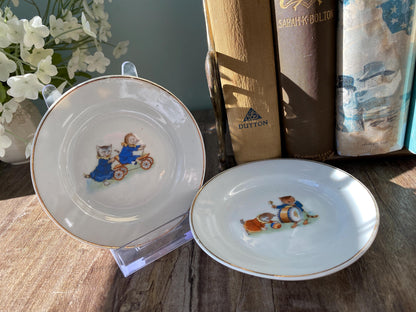 Antique Childs Dishes with Kitty Cats at Duckwells