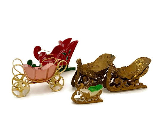 Vintage Christmas Sleigh Ornaments at Duckwells