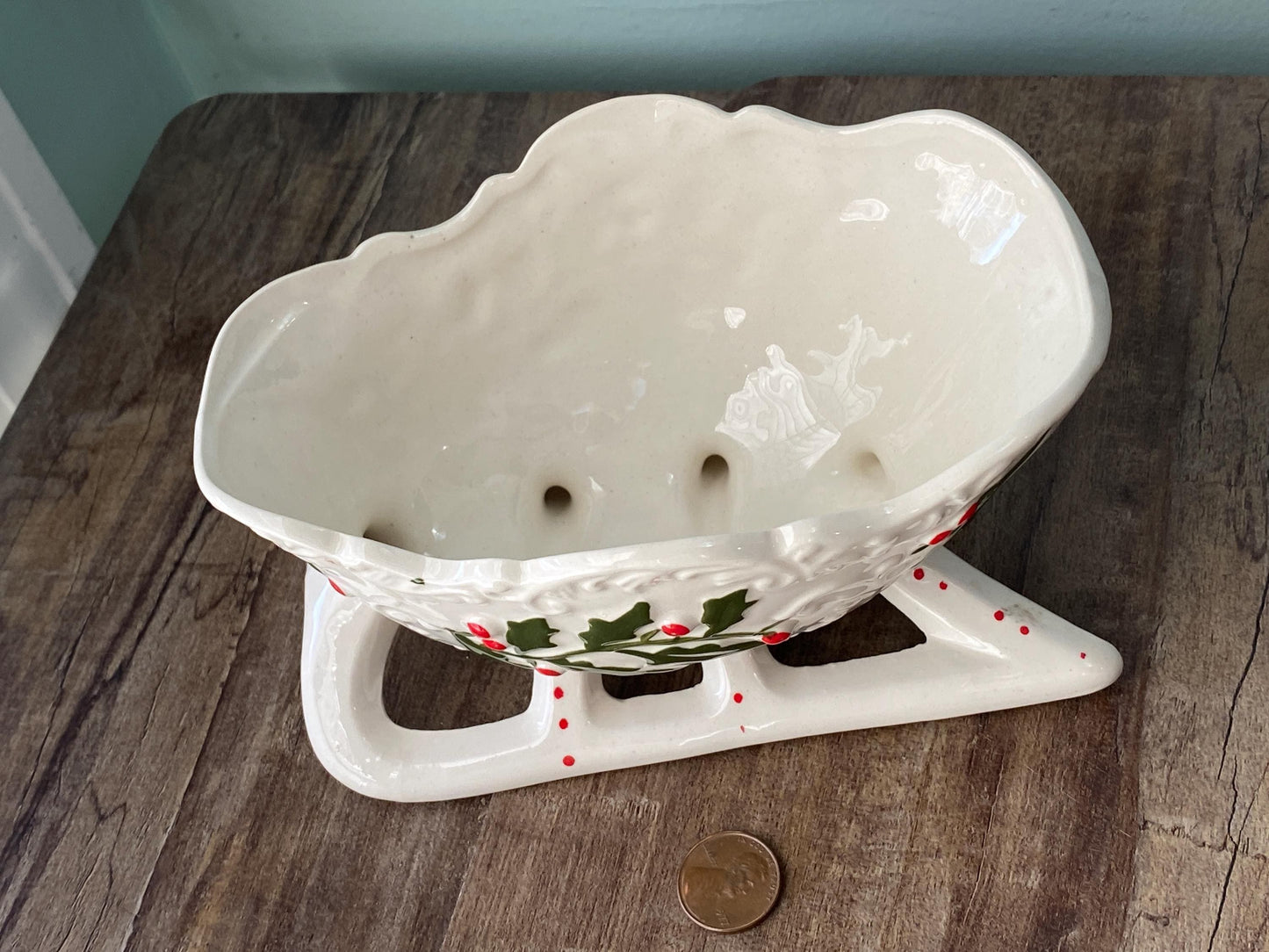 Vintage Christmas Napco Ceramic Sleigh at Duckwells