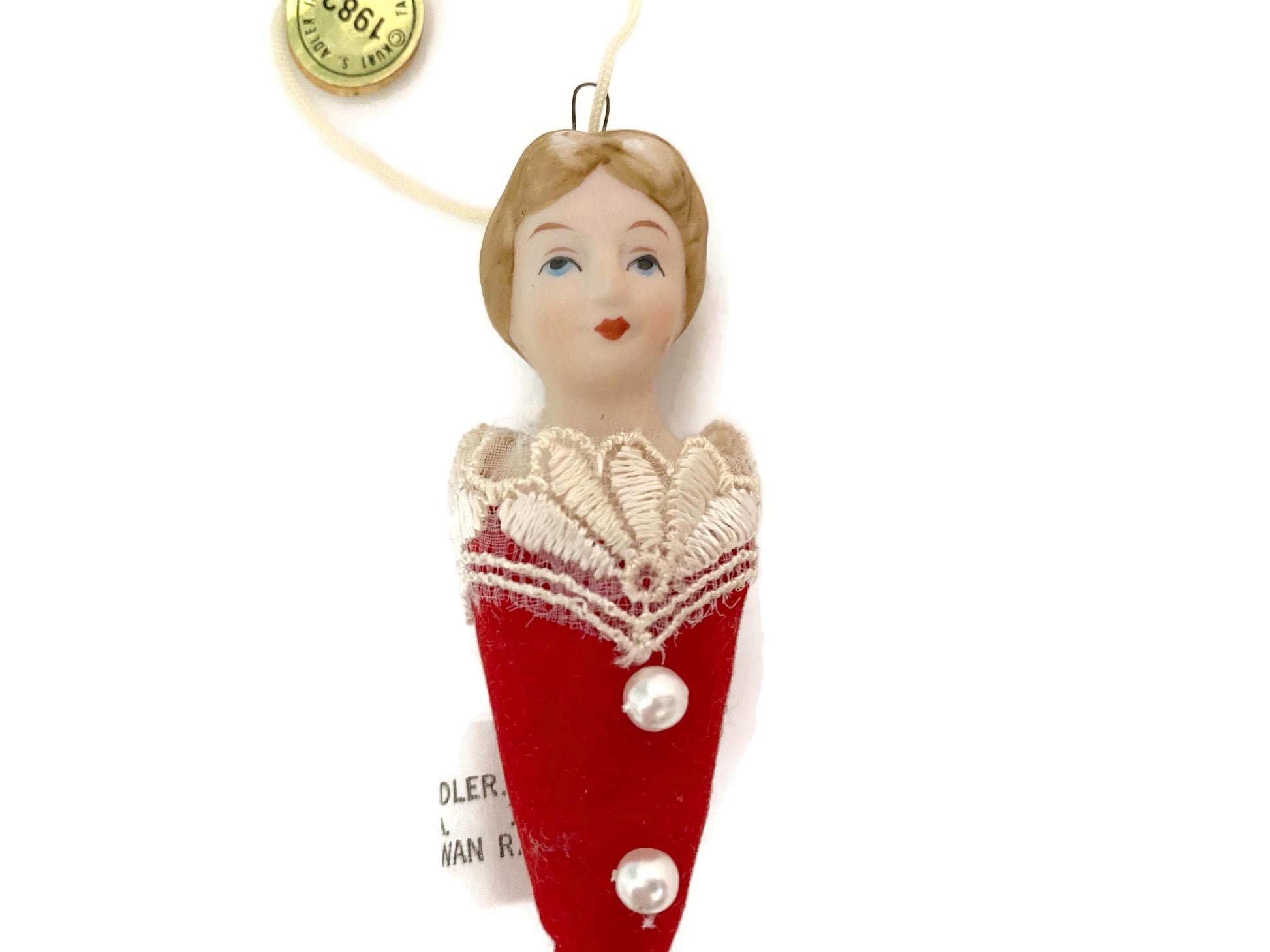 Vintage Christmas Retro Victorian Ornament at Duckwells