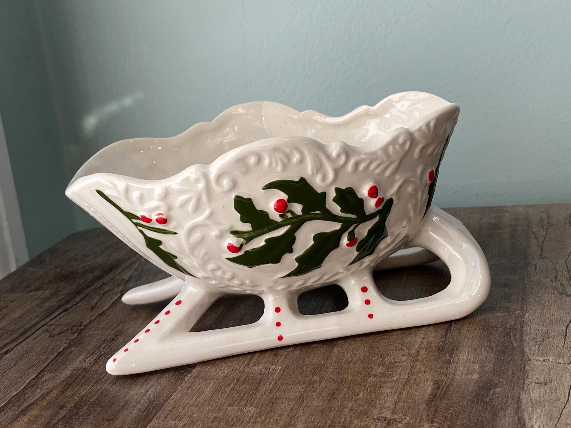 Vintage Christmas Napco Ceramic Sleigh at Duckwells