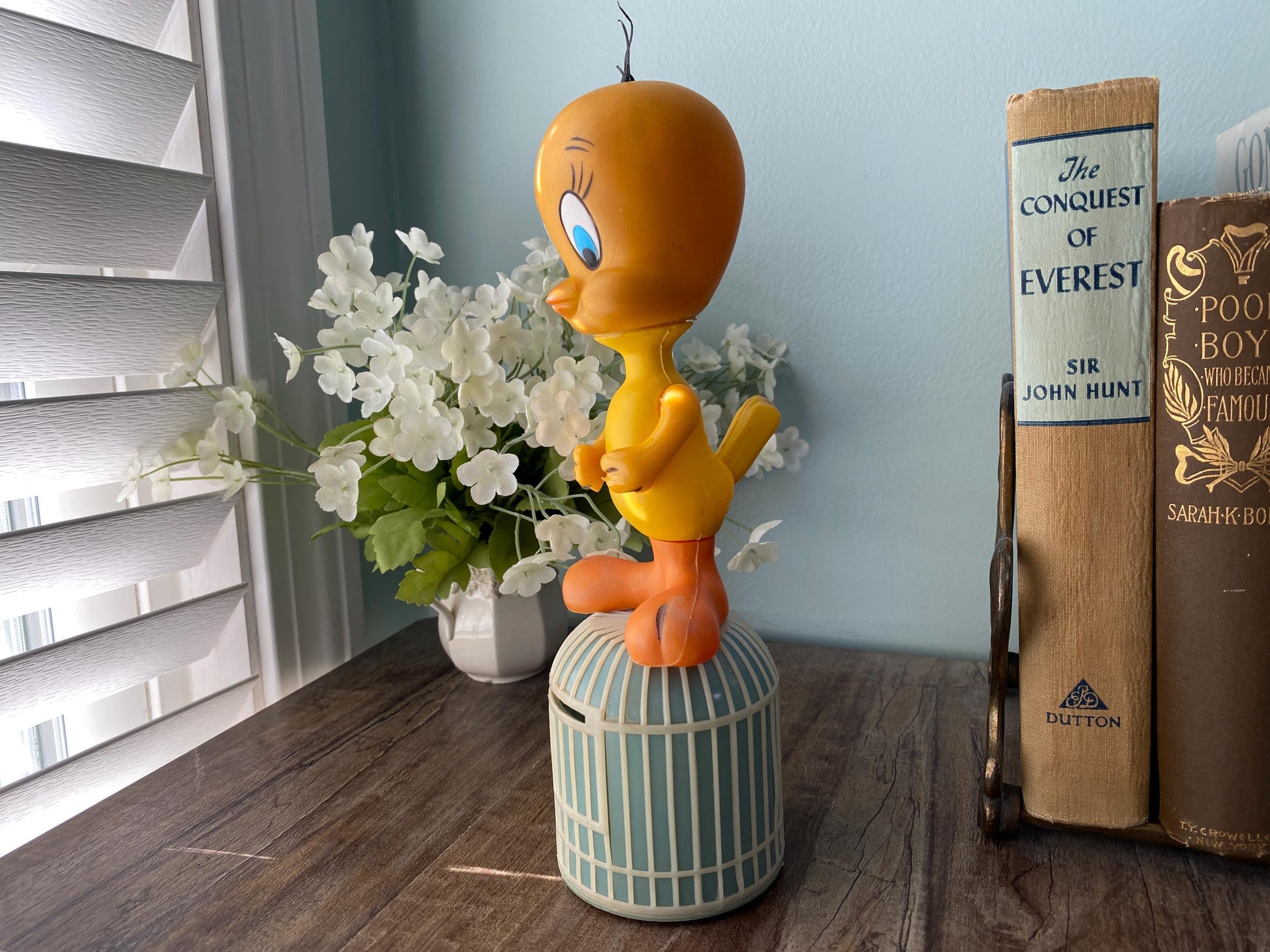 Vintage Tweety Bird Piggy Bank at Duckwells