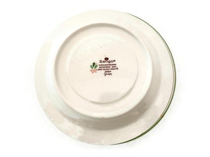 Vintage Christmas Saucers at Duckwells
