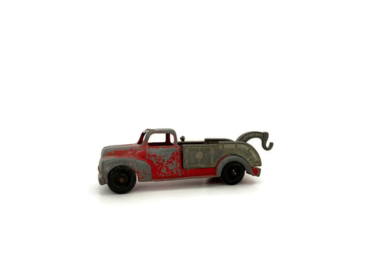 Vintage Tow Truck by Hubley Kiddie Toy at Duckwells